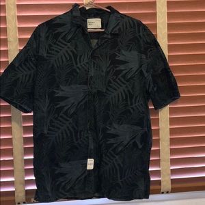 Zara Man navy blue bottom up shirt